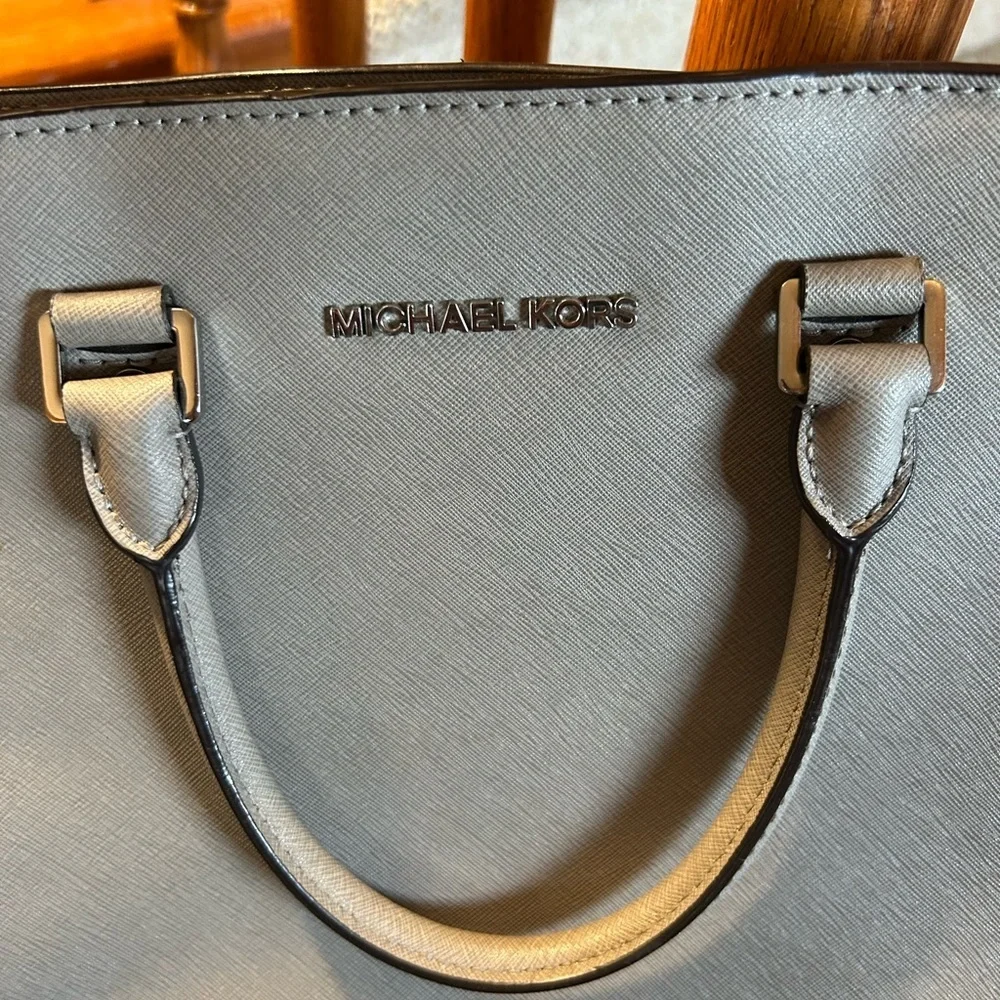 Michael Kors Selma Medium Saffiano Satchel Crossbody NWOT!!